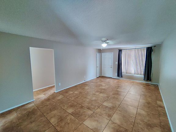 5th image of 2516 E Hermosa Dr