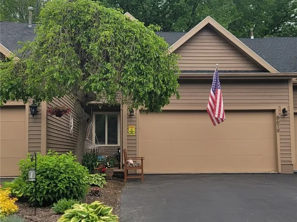 8619 Wrenwood Cir, Baldwinsville, NY 13027