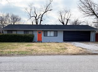 1534 Andrews Dr, Cahokia, IL