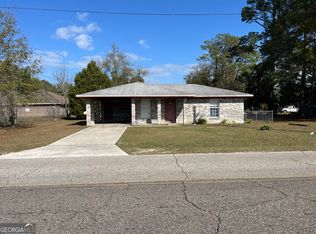 621 Pinewood St, Folkston, GA 31537