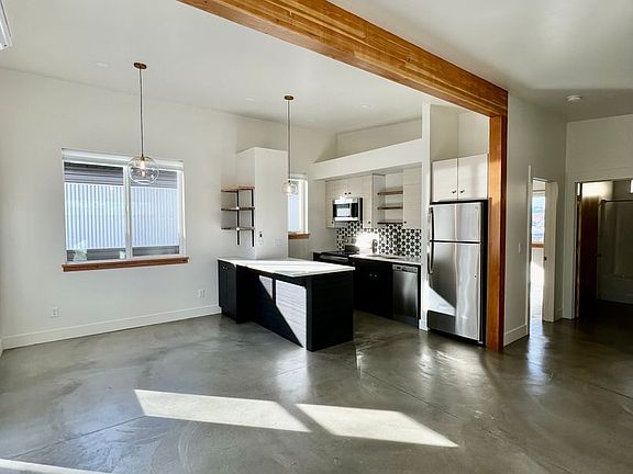 5th image of 1838 S 11th St W #100