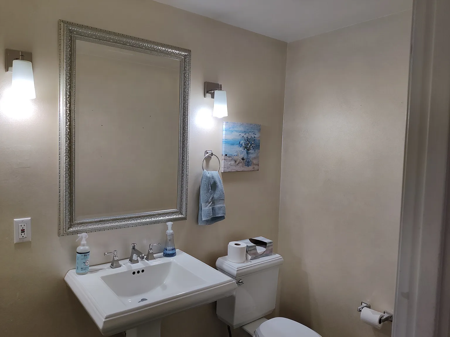 3 bed, 2.5 bath, 2100 sqft, $2,950 — Photo 4