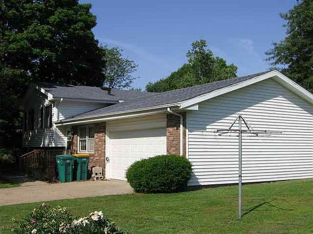 2nd image of 602 Patton Pkwy