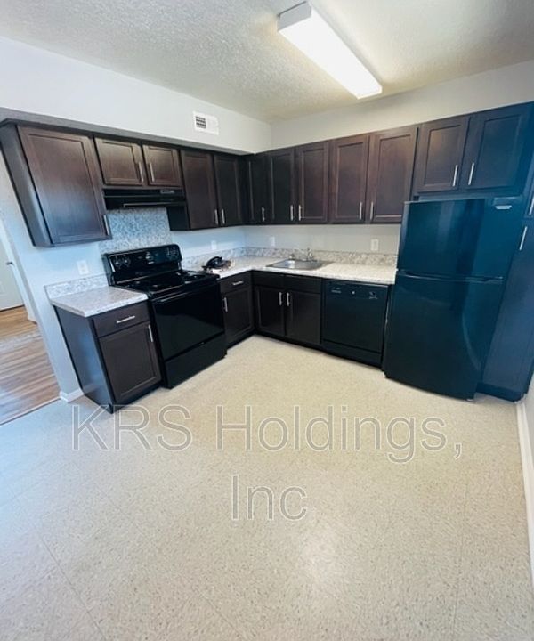 1st image of 4201 Newsome Dr #A