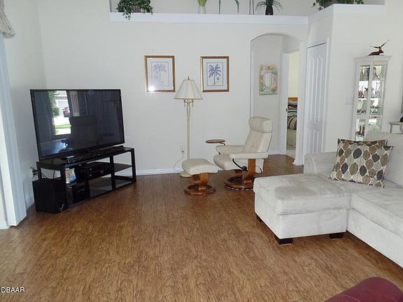 3rd image of 790 Ashton Lakes Blvd