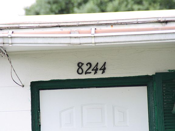 2nd image of 8244 Aero Ave