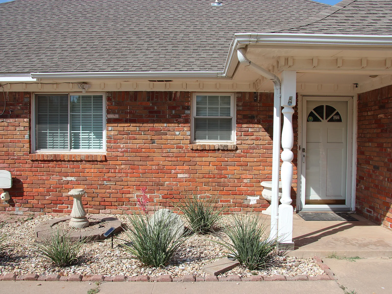 2 bed, 1174 sqft, $1,375 — Photo 4