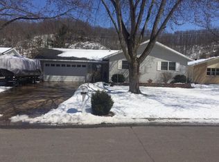 624 Herman Ct, Onalaska, WI 54650