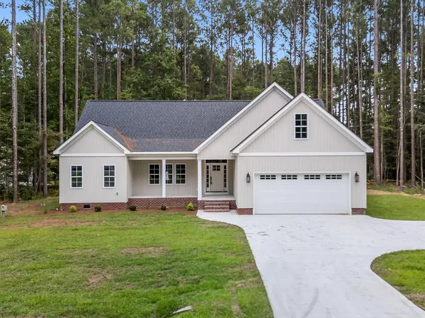 407 Vicksburg Court, Havelock, NC 28532