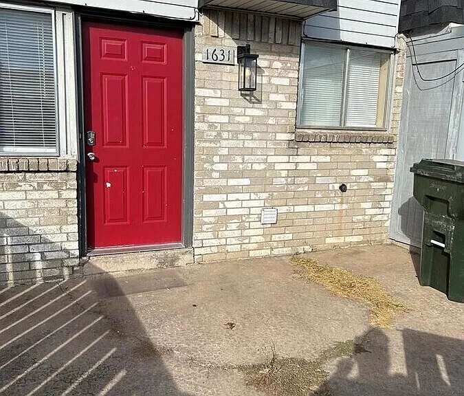 1631 Glenn Bo Dr — Photo 2