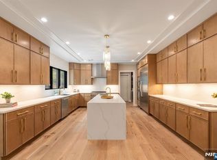 455 Sunset Ave, Haworth, NJ 07641