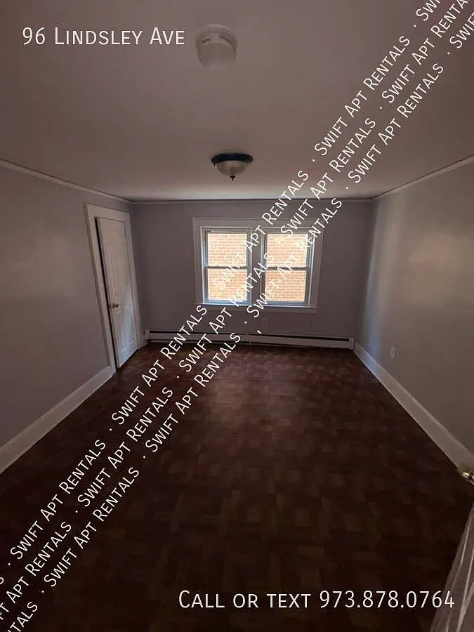 96 Lindsley Newark 2 bedroom price 1500 — Photo 3