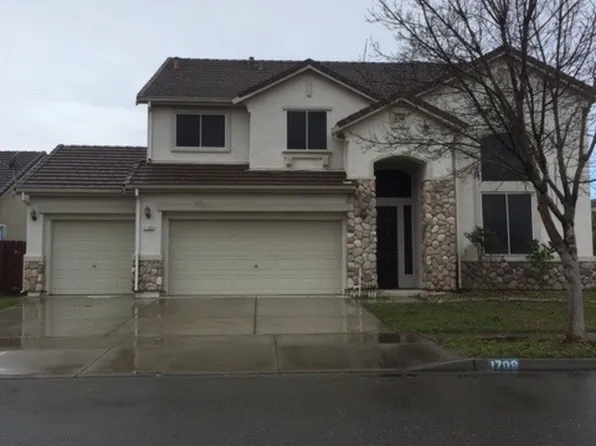 1709 Blue Ln, Ceres, CA 95307