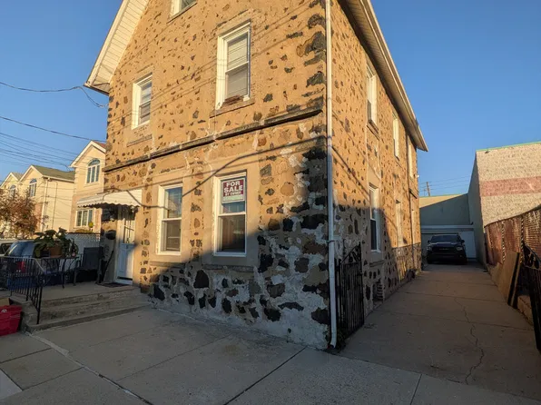 51 Van Riper St, Staten Island, NY 10302