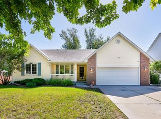309 NW Ridgeline Dr, Ankeny, IA 50023