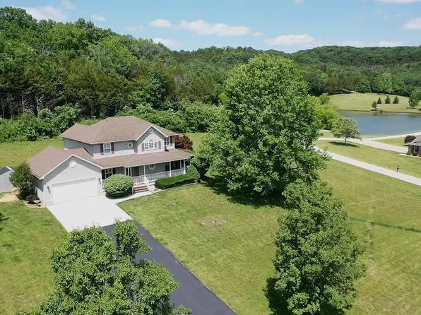 1285 Black Forest Dr E, Hermann, MO 65041