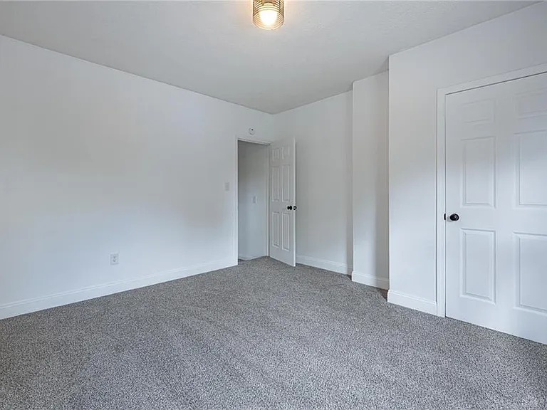 321 Deeds Ave #319 — Photo 14