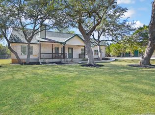 861 Falling Water Dr, Spring Branch, TX 78070