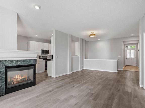3rd image of 19754 Meadowlark Way #280