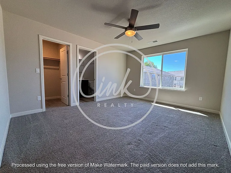 608 Crossing Cir — Photo 13