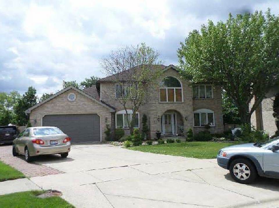 1st image of 9105 Woodland Dr