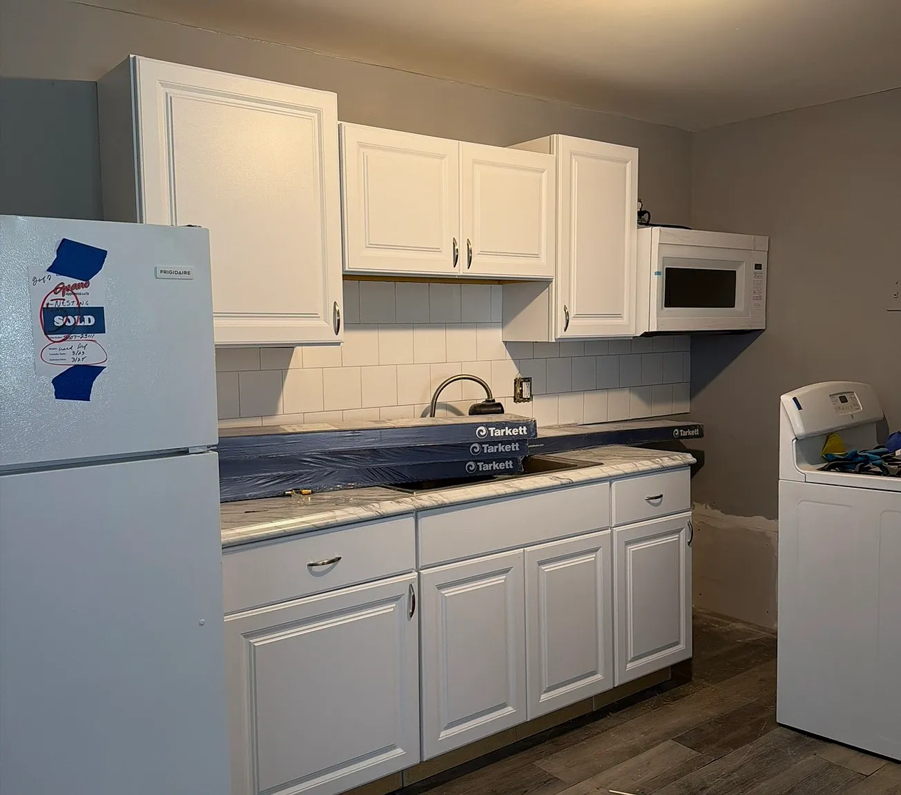 1 bed, 900 sqft, $1,200 — Photo 4