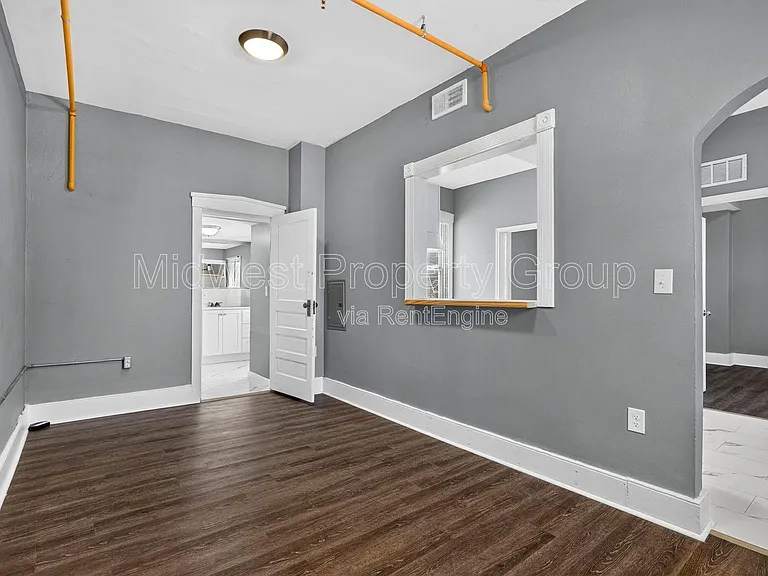 500 S 2nd St #5 — Photo 5