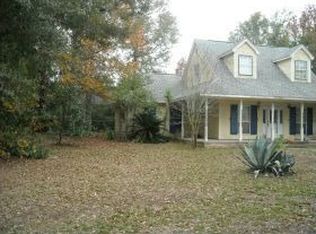 9711 Marina Ave, Ocean Springs, MS 39564