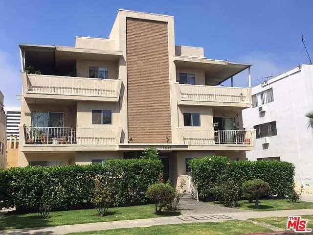 Building Photo 1