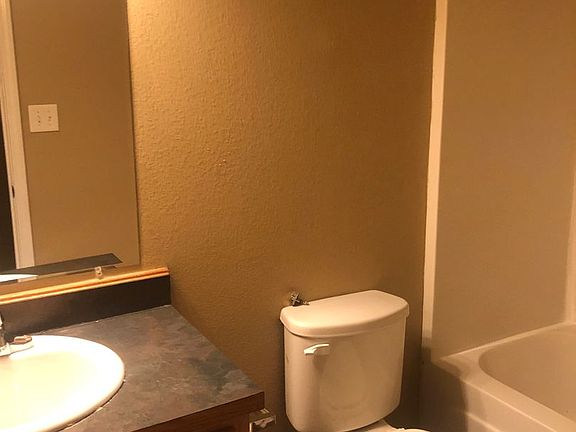 2nd image of 1415-1435 N 29th St #1435-A