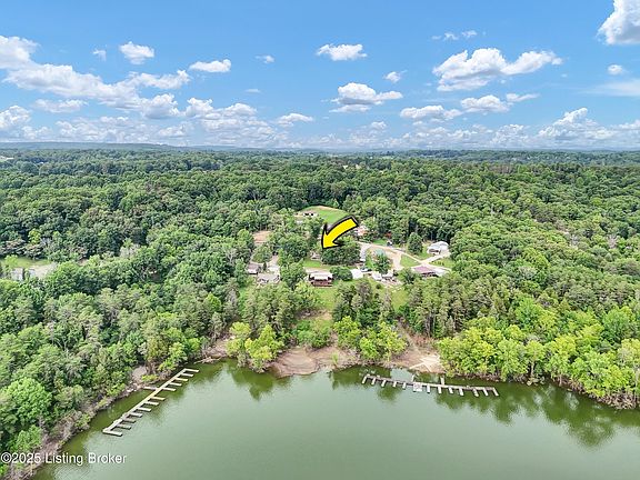 4th image of 156 Skyline Dr