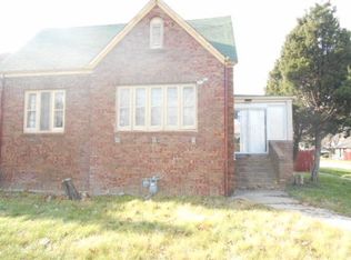 2002 S 8th Ave, Maywood, IL 60153