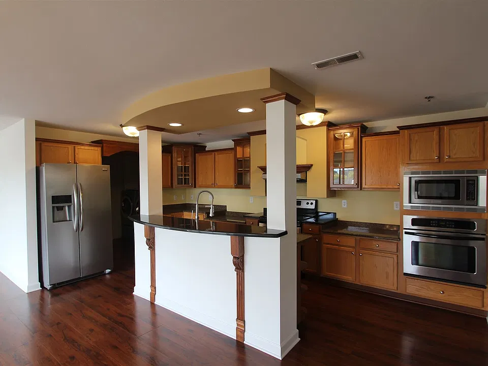 Side by Side Refrigerator with Double Ovens