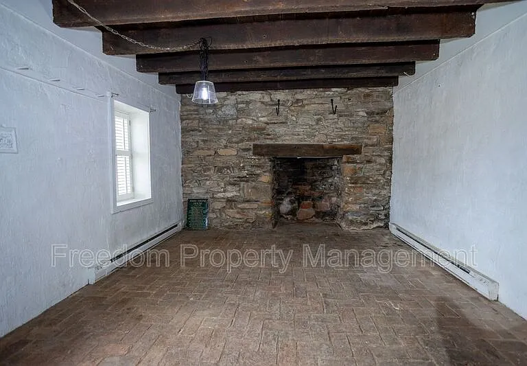 8200 Buckland Mill Rd — Photo 11