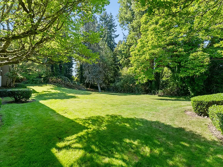 Enjoy wide open green spaces right outside your door.