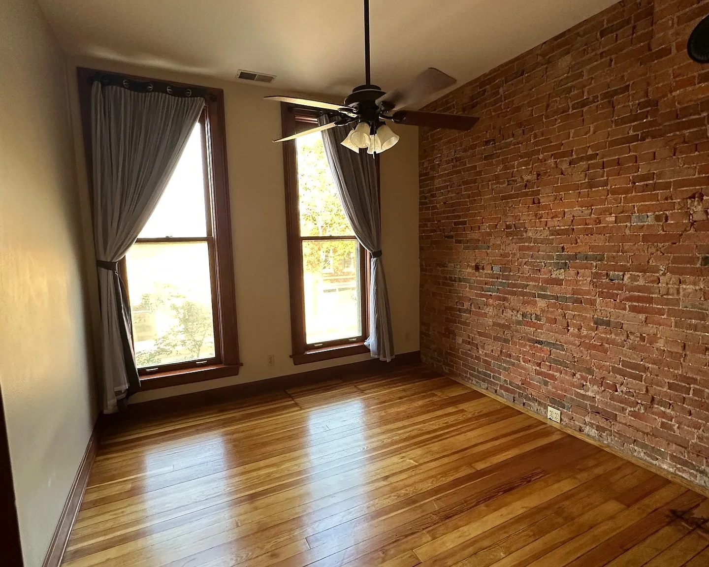 1 bed, 700 sqft, $1,195 — Photo 4