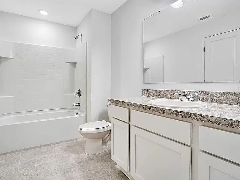 509 Madison Dr — Photo 21