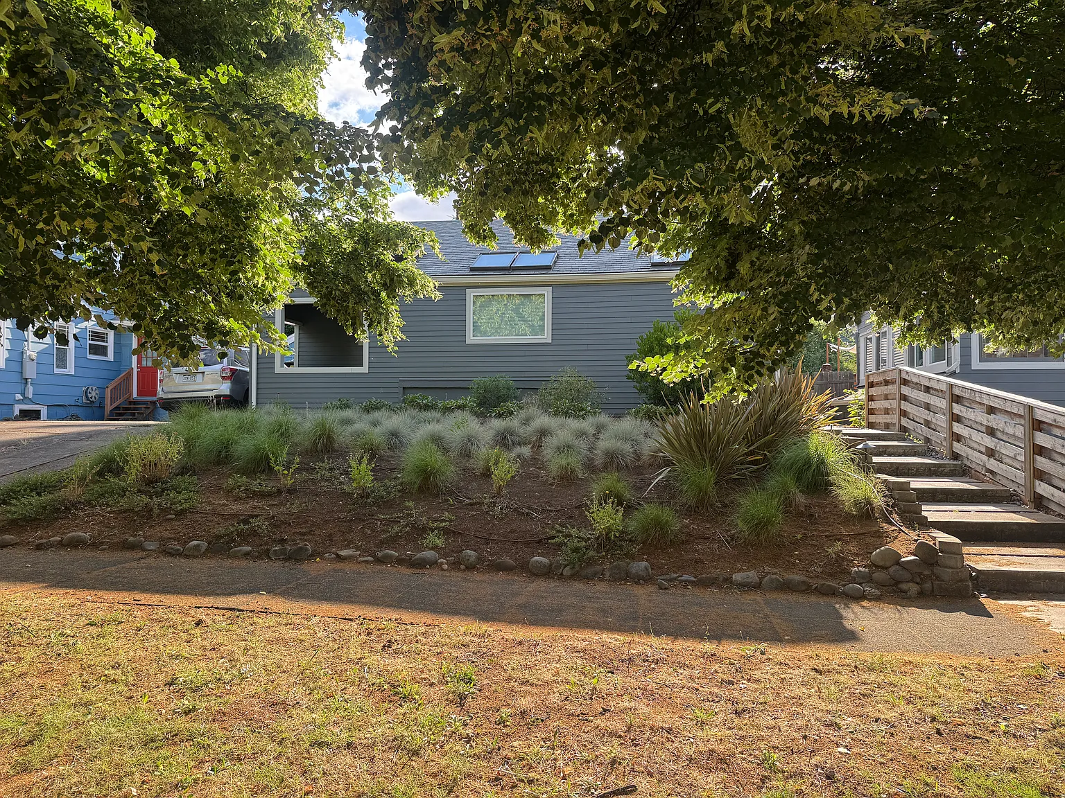2 bed, 1250 sqft, $2,400 — Photo 4