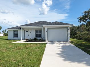 209 Grenada St NE, Lake Placid, FL 33852