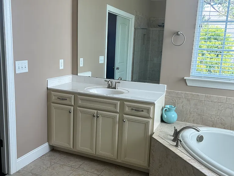 342 Belvedere Dr — Photo 17