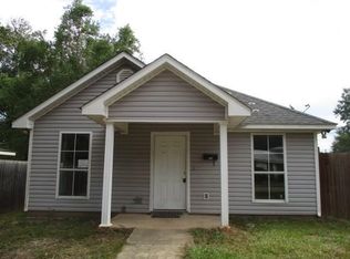 1007 S Magnolia St, Hammond, LA 70403