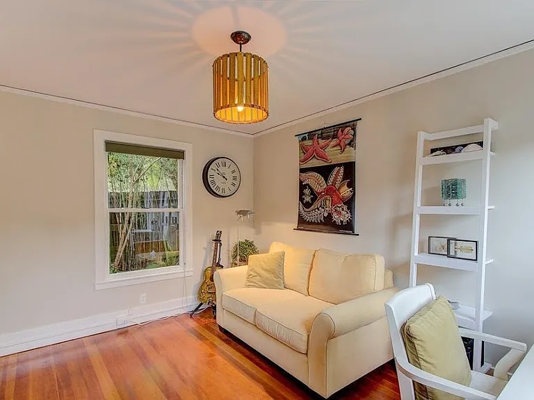 365 Wawona St — Photo 9