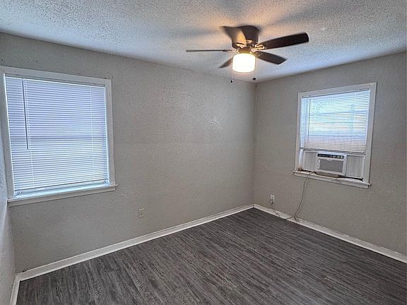 4th image of 1610 Mystic St