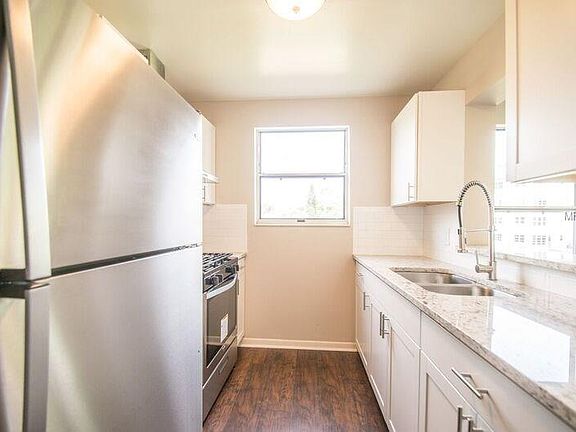 3rd image of 5750 80th St N Unit A205