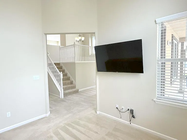 6319 Byron Ln — Photo 8