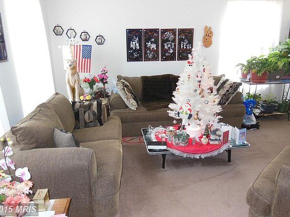 5th image of 7803 Alloway Ln