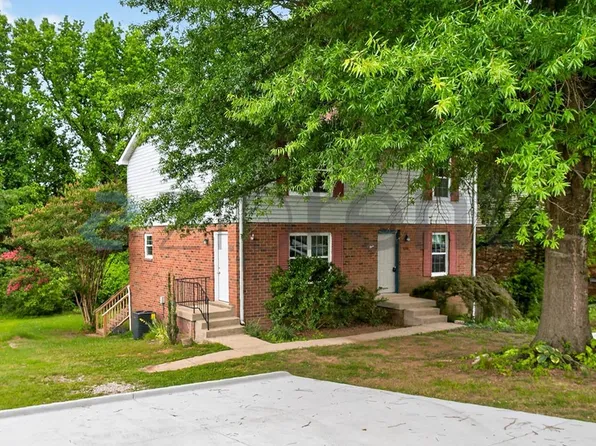 628 Netherlands Dr, Hermitage, TN 37076