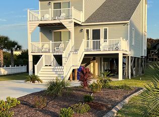 3611 W Pelican Dr, Oak Island, NC 28465