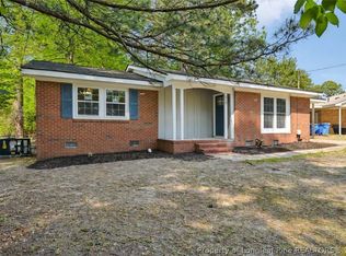 818 Rock Spring Rd, Fayetteville, NC 28314