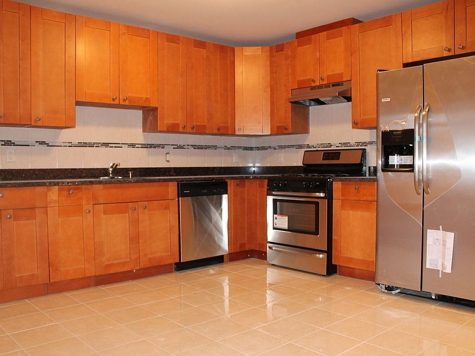 1st image of 14148 84th Dr APT B1